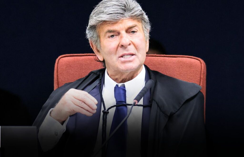 Com voto de Fux, julgamento de Bolsonaro no STF fica em 2 a 1 pela condenação