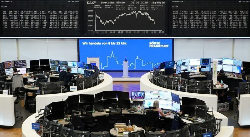 Bolsas da Europa operam mistas com balanços e tensões EUA-China no radar