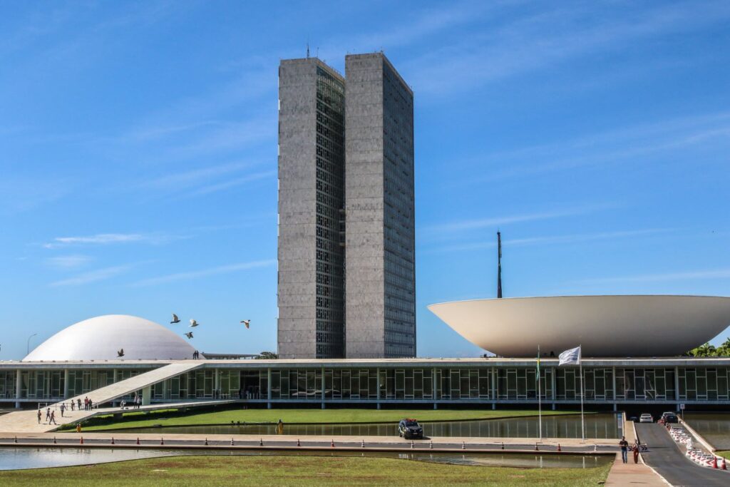 CPI do INSS mira em presidentes de bancos por consignados e pode convocar Vorcaro CPI do INSS mira em presidentes de bancos por consignados e pode convocar Vorcaro