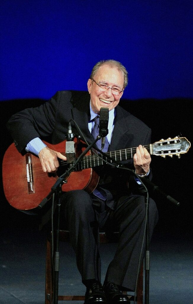 Crítico desmonta os clichês sobre a bossa nova | Eu & Crítico desmonta os clichês sobre a bossa nova | Eu &