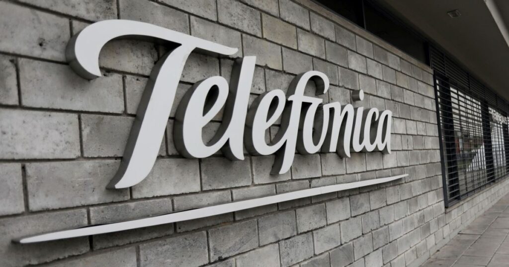 Telefónica planeja reduzir custos em 3 bilhões de euros até 2030 Telefónica planeja reduzir custos em 3 bilhões de euros até 2030