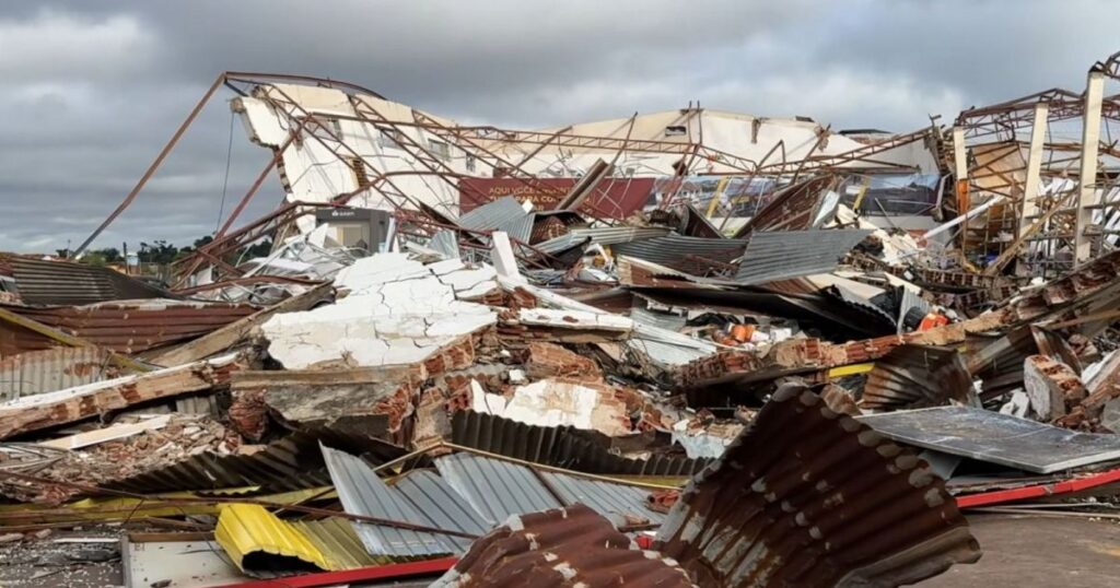 Tornado no Paraná: Governo decreta estado de calamidade pública em cidade