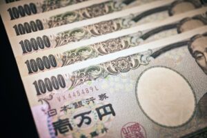 Banco central do Japão sinaliza maior cautela sobre riscos do iene para a inflação | Finanças