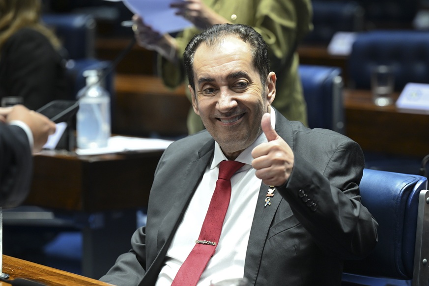 Kajuru anuncia afastamento da política após diagnóstico de Parkinson