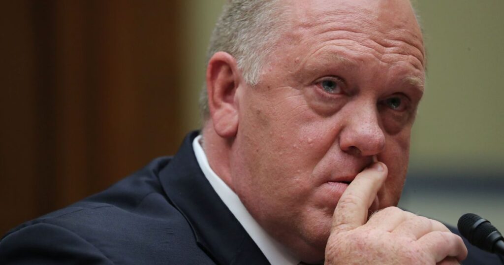 Quem é Tom Homan, o “czar da fronteira” enviado por Trump a Minnesota?
