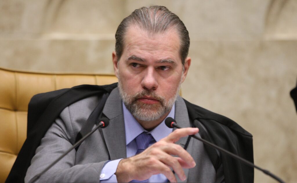 Toffoli determina bloqueio de bens de Tanure em operação sobre Banco Master