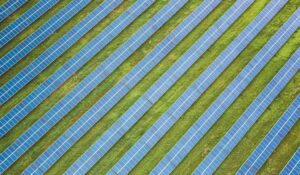 FII SNEL11 acelera expansão e investe R$ 436 milhões em usinas solares