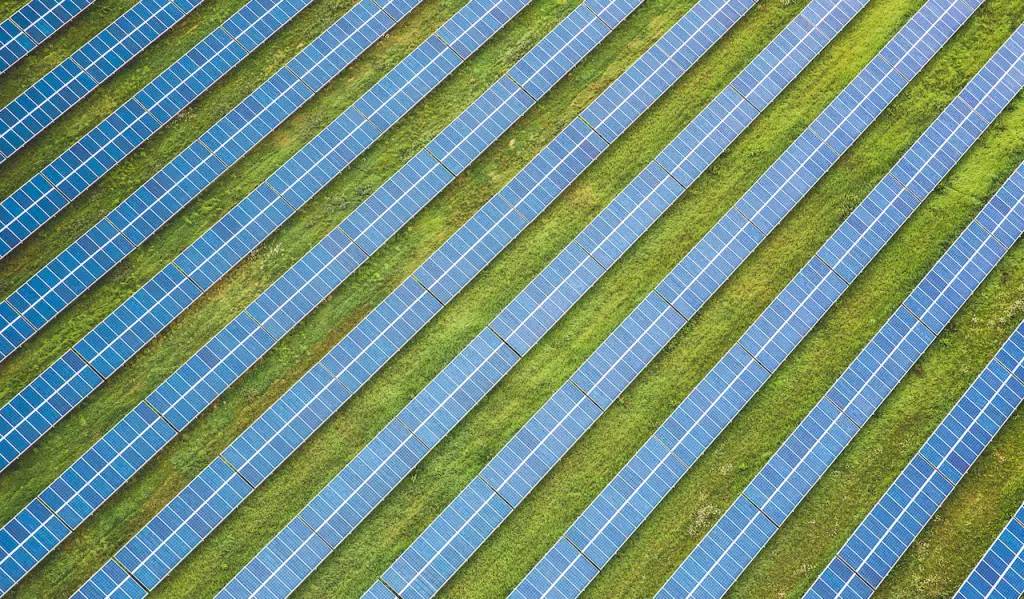 FII SNEL11 acelera expansão e investe R$ 436 milhões em usinas solares