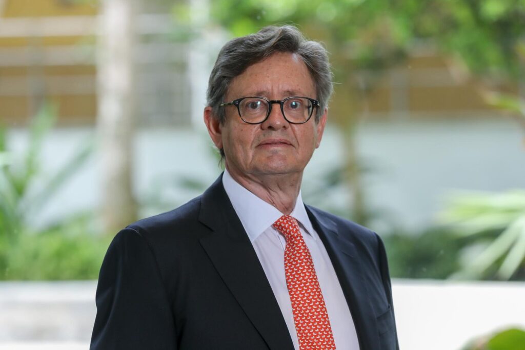 Em cenário de guerra, não é hora de fazer ‘microgerenciamento’ de carteira, diz Paulo Leme, da XP | Finanças