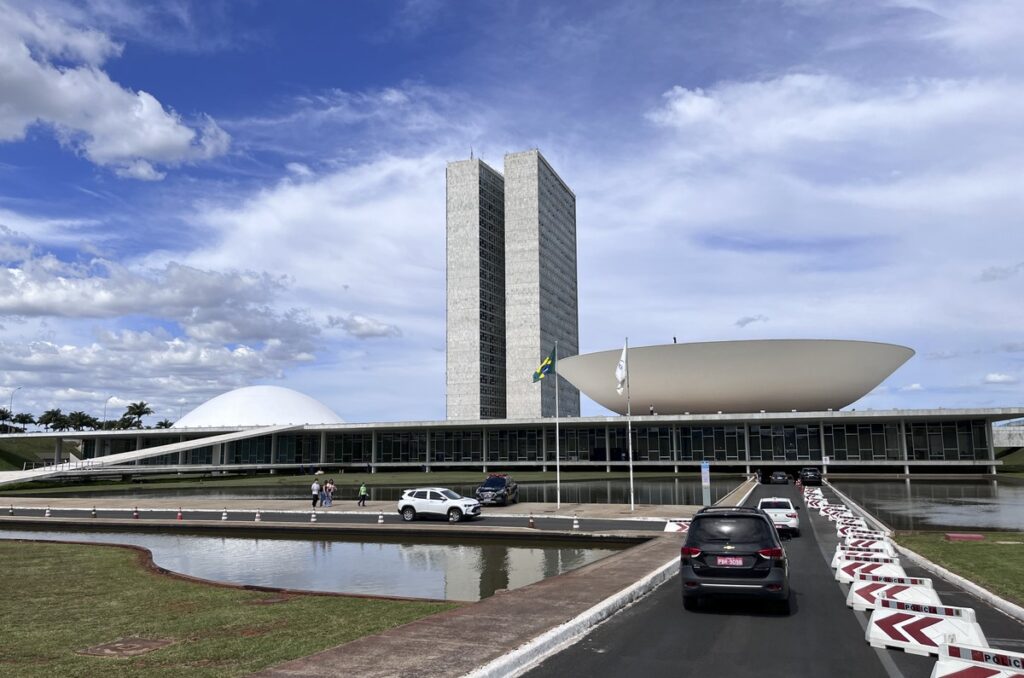 Agenda Política: Supremo decide sobre eleições no Rio e Congresso retoma trabalhos | Política