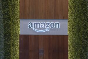 Amazon aposenta títulos como ‘sênior’ e adota rótulo único de ‘builder’; entenda