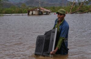 Cerca de 30 pessoas morrem durante tumulto no Haiti