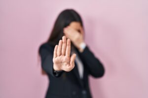 Combate ao assédio avança nas empresas, aponta pesquisa | Carreira