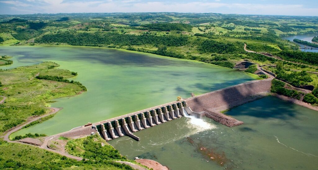Elétricas falam em ‘conservadorismo’ e ‘contingências’ para gerir riscos frente à guerra | Empresas Elétricas falam em ‘conservadorismo’ e ‘contingências’ para gerir riscos frente à guerra | Empresas