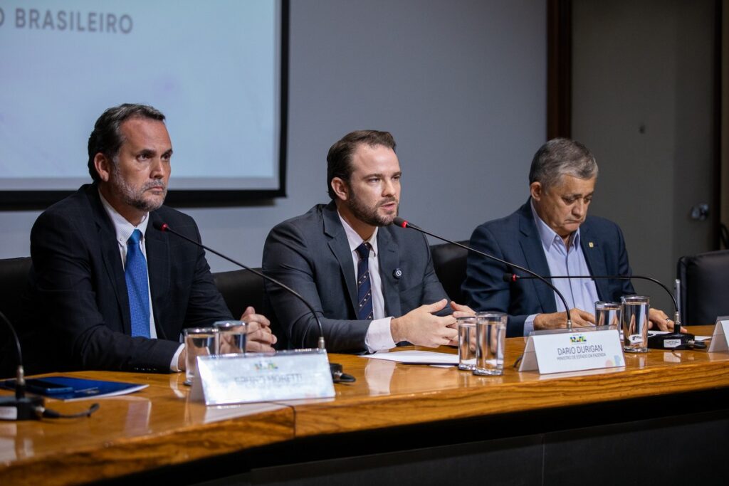 O mau humor do mercado com o plano do governo para os combustíveis | Intraday