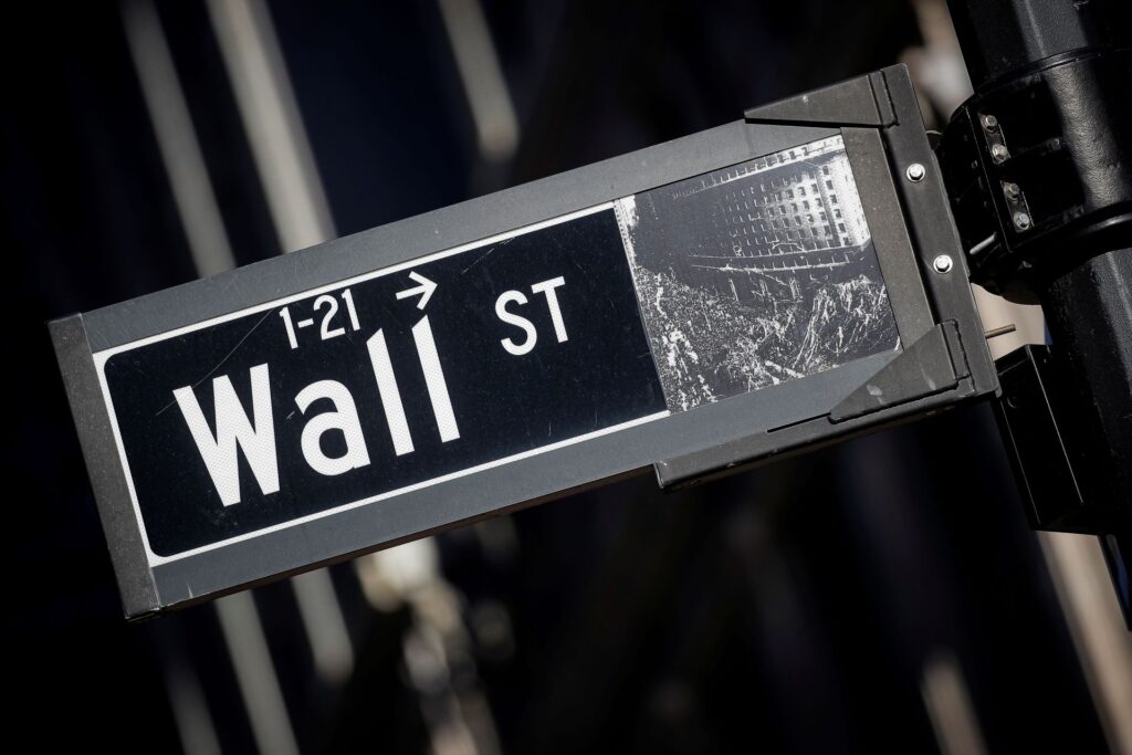 Bolsas de NY sobem com otimismo sobre acordo; S&P 500 e Nasdaq renovam recordes