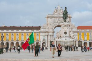 Investidores acusam Portugal de “quebra de confiança” após nova lei de imigração