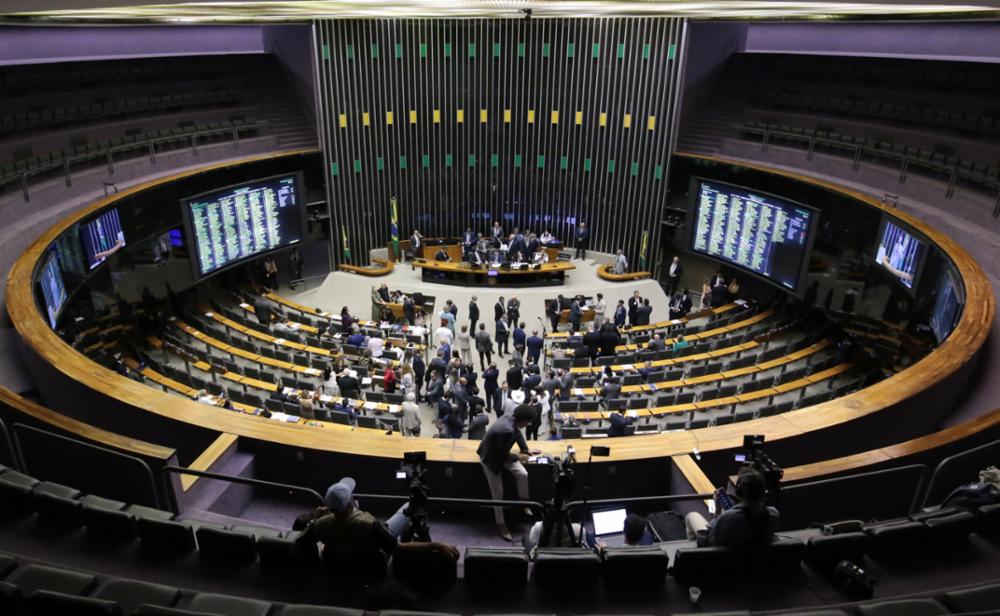 Líderes da Câmara pedem a retirada de proposta de transição de 10 anos na PEC 6×1