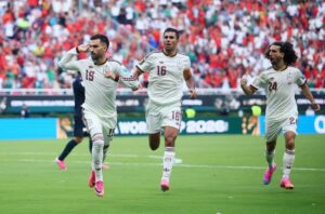 Espanha ganha jogando pouco e enterra Uruguai do ‘tóxico’ Bielsa