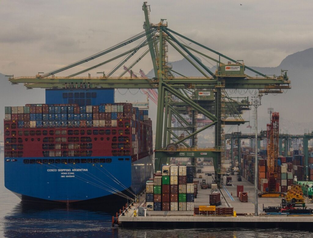 Mesmo sem novas tarifas, fatia dos EUA na exportação cai para a menor desde 1997 | Brasil