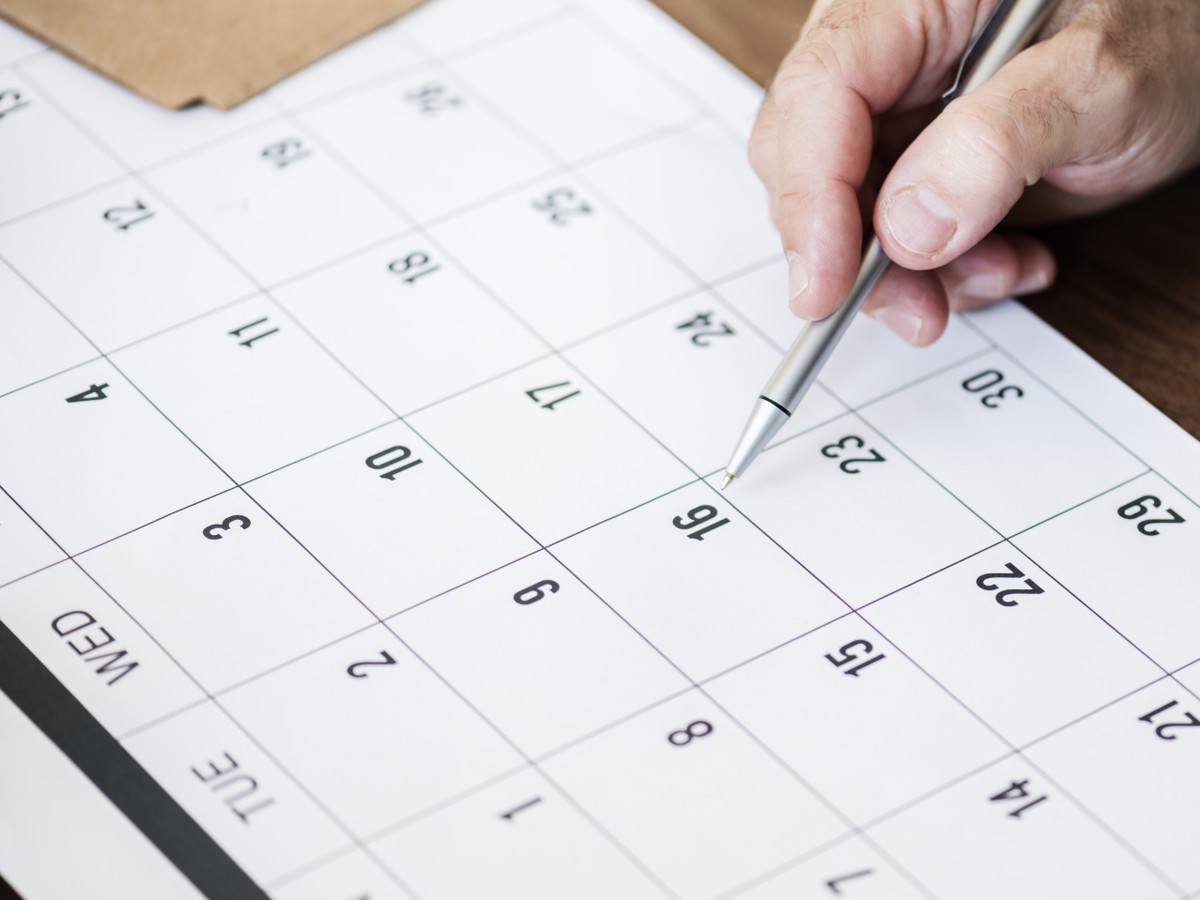Qual o quinto dia útil de junho em 2026? Veja a máxima para pagar salário | Legislação