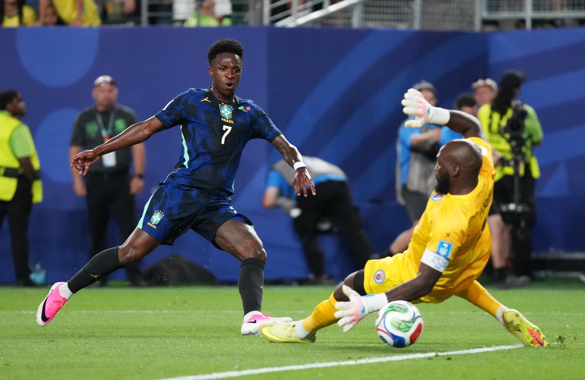 Segue o segundo tempo do jogo entre Brasil e Haiti, na Filadélfia, pela Copa do Mundo Fifa 2026