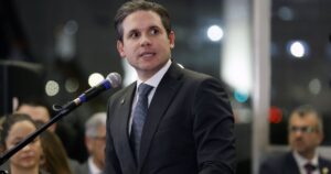 Hugo convoca líderes da Câmara para definir pautas antes do recesso